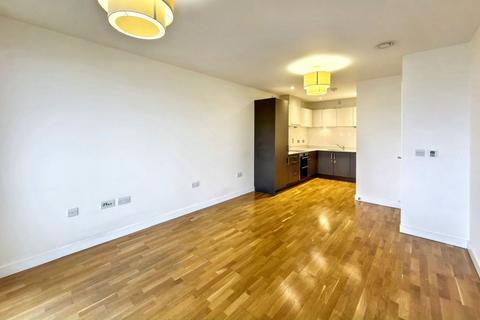 1 bedroom flat for sale, Flat 507 Sculpture House, 4 Killick Way, Mile End, London, E1 3FE