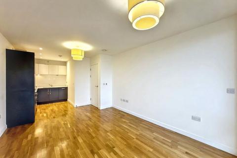 1 bedroom flat for sale, Flat 507 Sculpture House, 4 Killick Way, Mile End, London, E1 3FE