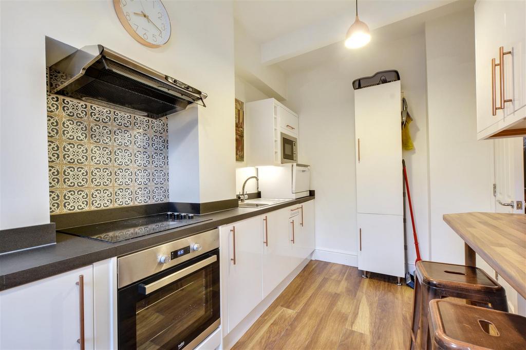 Kitchen (1).jpeg