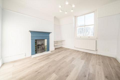 2 bedroom flat to rent, Westville Road, London W12