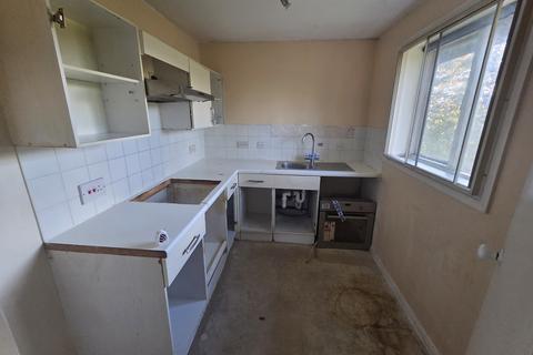 undefined, Purley CR8