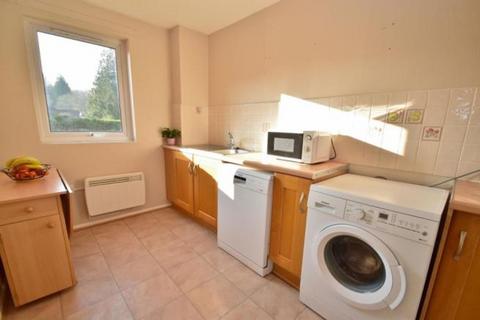 2 bedroom flat to rent, Elder Close, Winchester, SO22