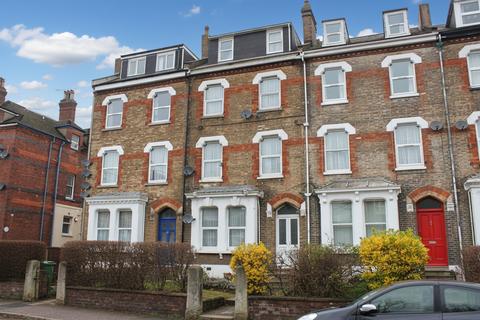2 bedroom flat to rent, Blackall Road, Exeter, EX4