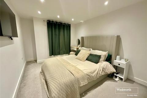 1 bedroom apartment for sale, Lymington Road, Highcliffe, Christchurch, Dorset, BH23