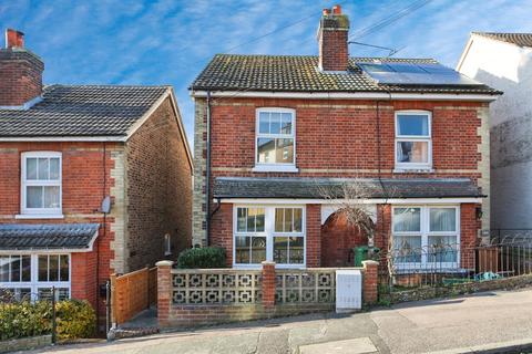 2 bedroom semi-detached house for sale, Woodland Road, Kent TN4