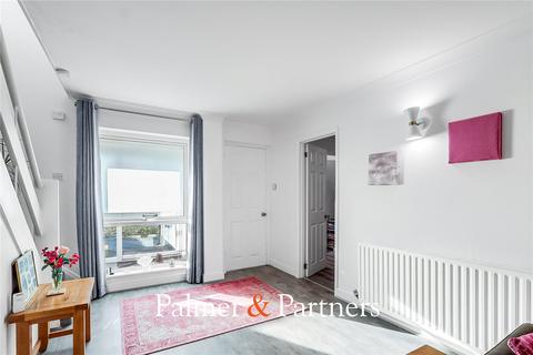 3 bedroom end of terrace house for sale, Pan Walk, Essex CM1