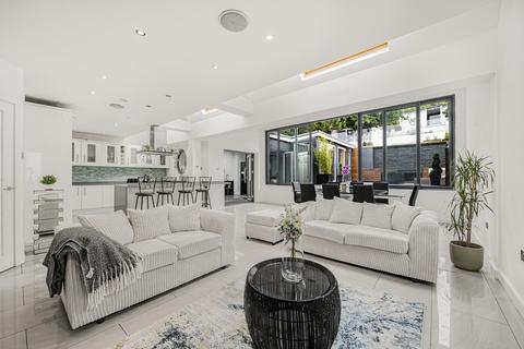 5 bedroom detached house for sale, Hartfield Crescent, West Wickham, BR4