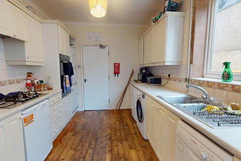 6 bedroom detached house to rent, Brading Road, Hanover, Brighton, BN2