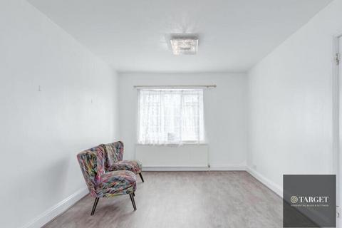 undefined, Great Cambridge Road, Cheshunt, EN8