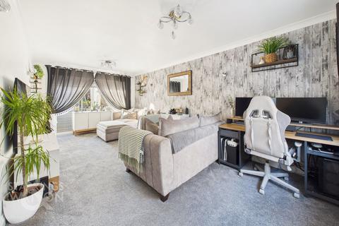 4 bedroom semi-detached house for sale, Leewood Crescent, Costessey, Norwich