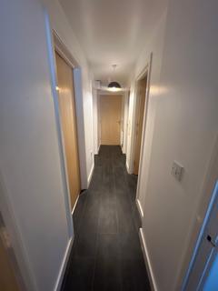2 bedroom flat to rent, Wortley Road, High Green, S35