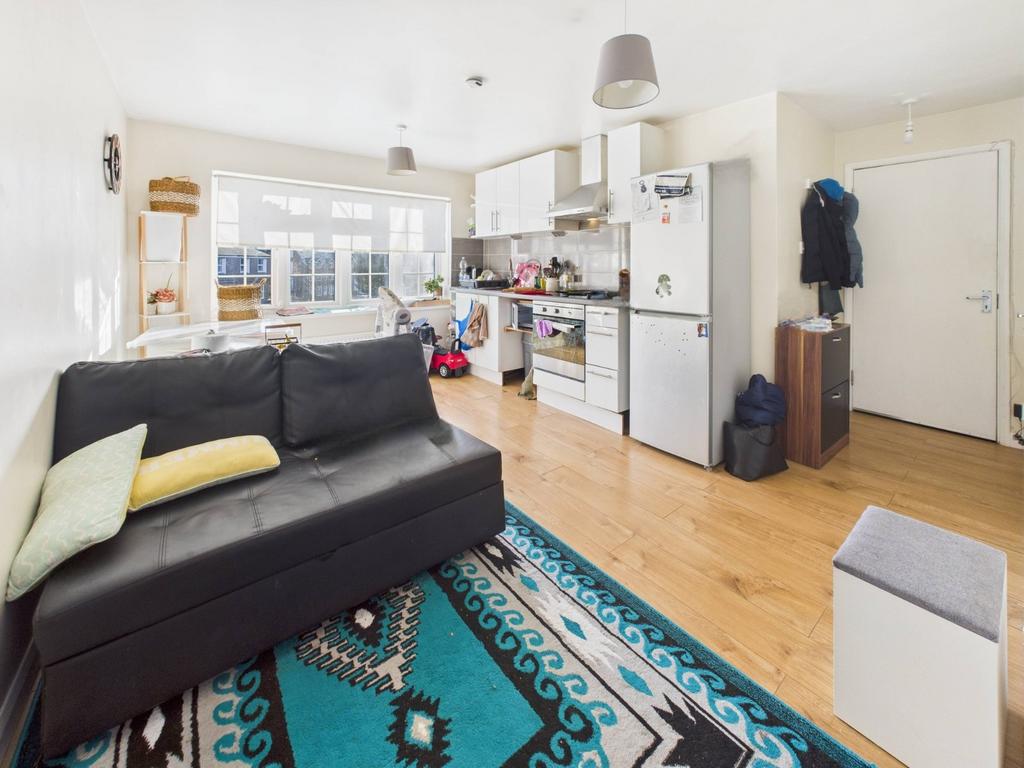 Living/Kitchen