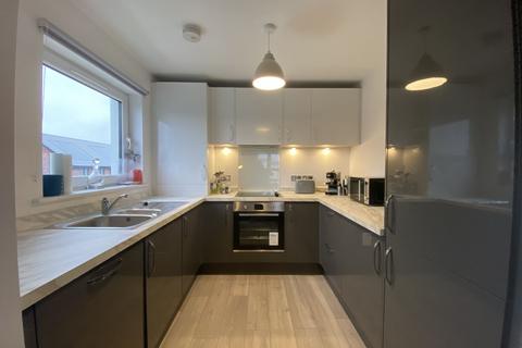 2 bedroom flat to rent, Lapwing Crescent, Renfrew, PA4