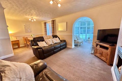 3 bedroom townhouse for sale, Wheathead Lane, Keighley, BD22