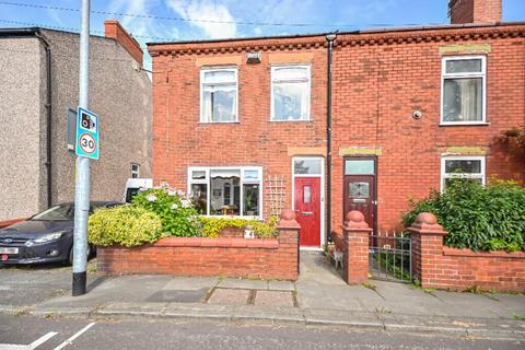 3 bedroom end of terrace house for sale, Warrington Road, Leigh End, Glazebury, Warrington, WA3 5NS