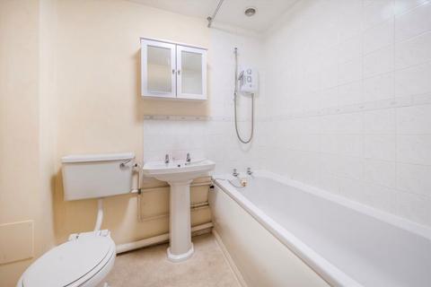 1 bedroom flat to rent, Telegraph Place, London E14