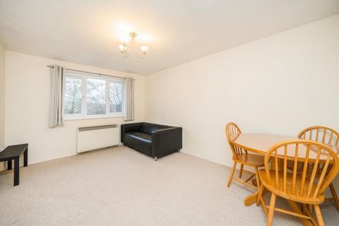1 bedroom flat to rent, Telegraph Place, London E14