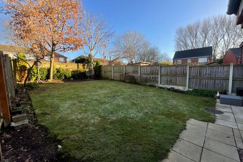 4 bedroom end of terrace house for sale, Candler Drive, Stone, ST15