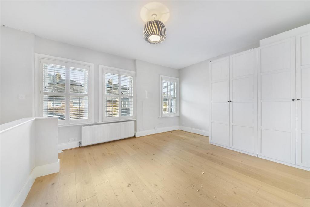 GARRATT TERRACE, 21 A-22.jpg