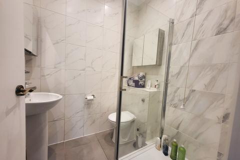 1 bedroom flat to rent, Trinity Road, London SW17