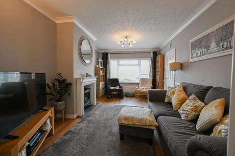 3 bedroom semi-detached house for sale, Woodford Close, Ringwood, BH24