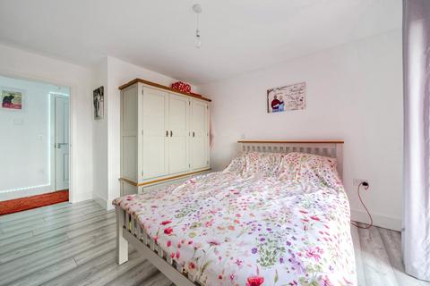 undefined, Kingman Way, Newbury, Berkshire