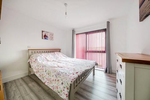 undefined, Kingman Way, Newbury, Berkshire
