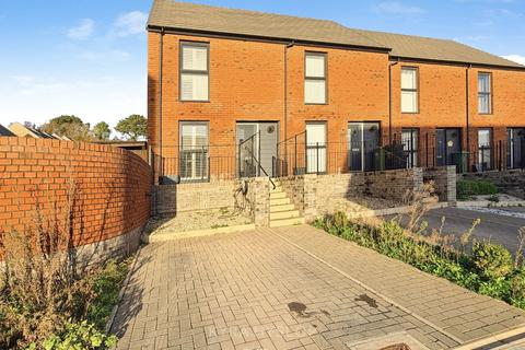 undefined, Exeter EX4