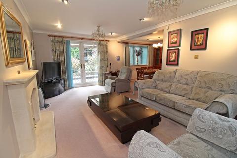 4 bedroom detached house for sale, Castle Close, Bromley, BR2