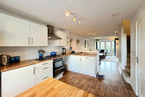 4 bedroom semi-detached house for sale, Seldon Crescent, Exeter EX1