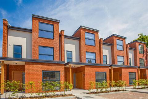 5 bedroom terraced house for sale, ST HILDAS MEWS, Chalkwell