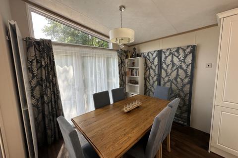 undefined, Plas Coch, Llanfairpwll, Anglesey, LL61
