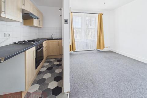 1 bedroom flat for sale, Hollingbury Park Avenue, Brighton