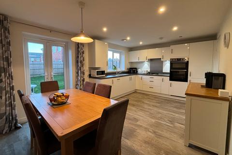 4 bedroom detached house for sale, Cortland Way, Stourport-On-Severn DY13