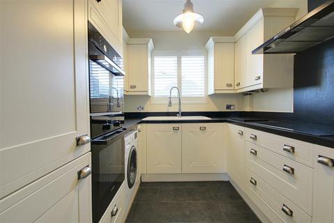 undefined, Woodlands Avenue, Berkhamsted