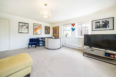 1 bedroom flat for sale, Pinkerton Place, London SW16