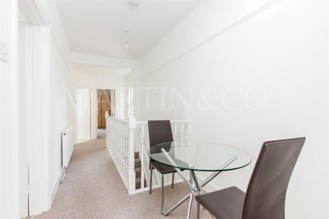 undefined, Westminster Road, Hanwell, W7