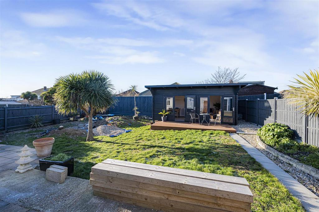 West Facing Rear Garden