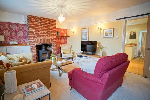 3 bedroom character property for sale, Springhall Road, Sawbridgeworth, CM21