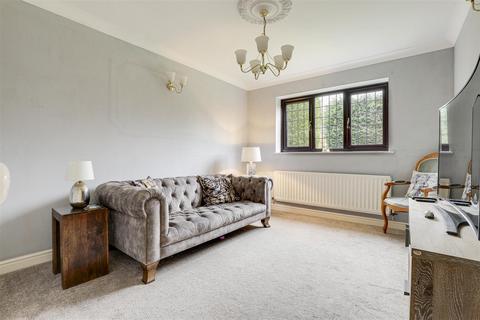 4 bedroom detached house for sale, Hallfields, Edwalton NG12