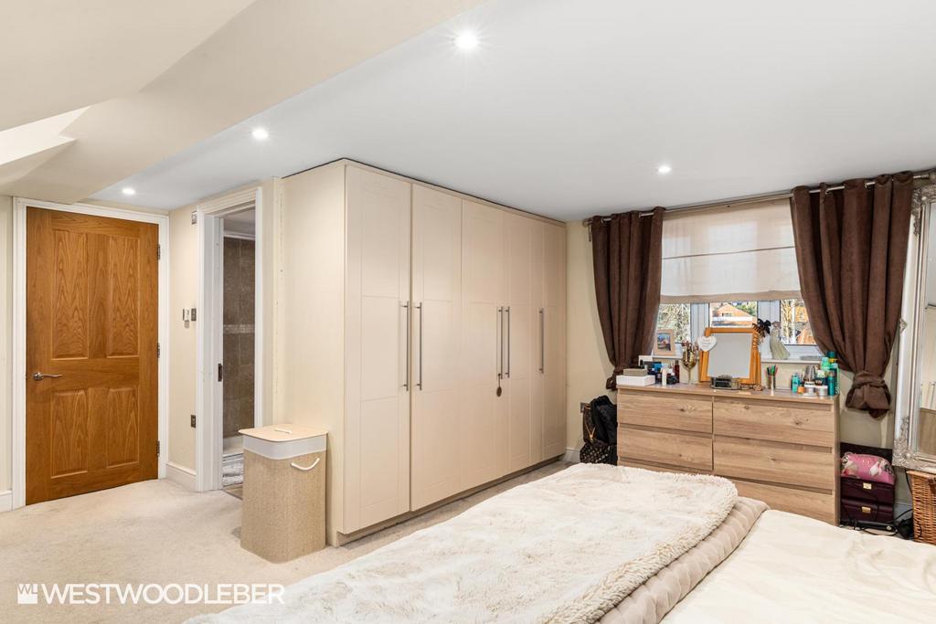 Home Close 3.jpg
