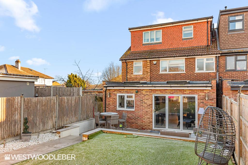 Home Close 26.jpg