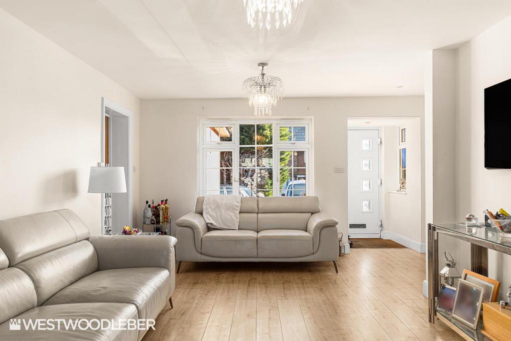 Home Close 15.jpg