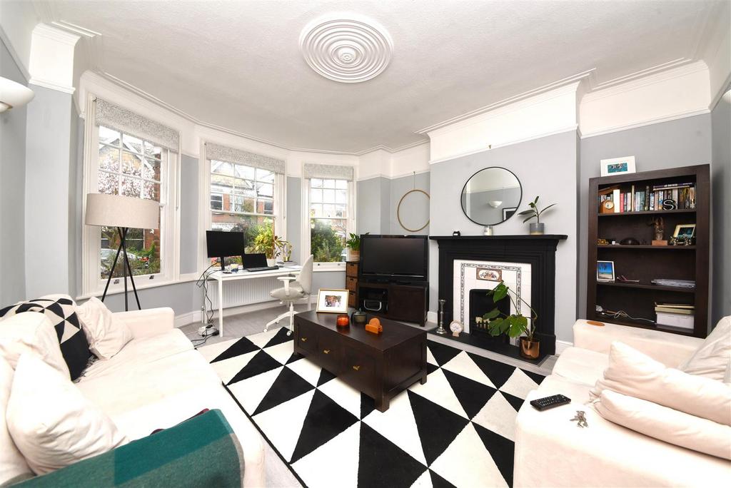 37a Sedgemere Pic 2.jpg