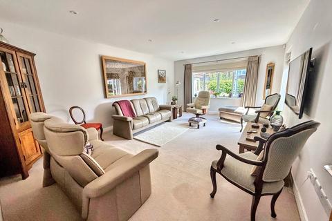 3 bedroom detached bungalow for sale, Sandleheath