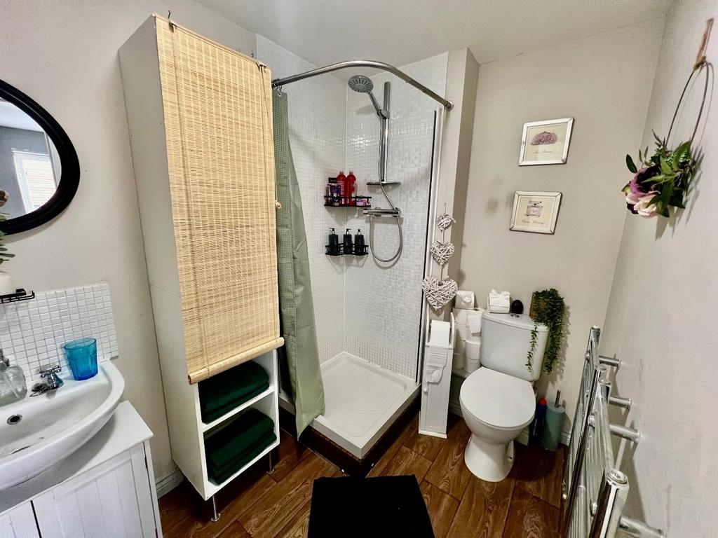 Ensuite