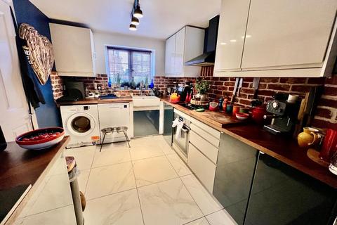 undefined, Thistle Drive, Desborough, Kettering