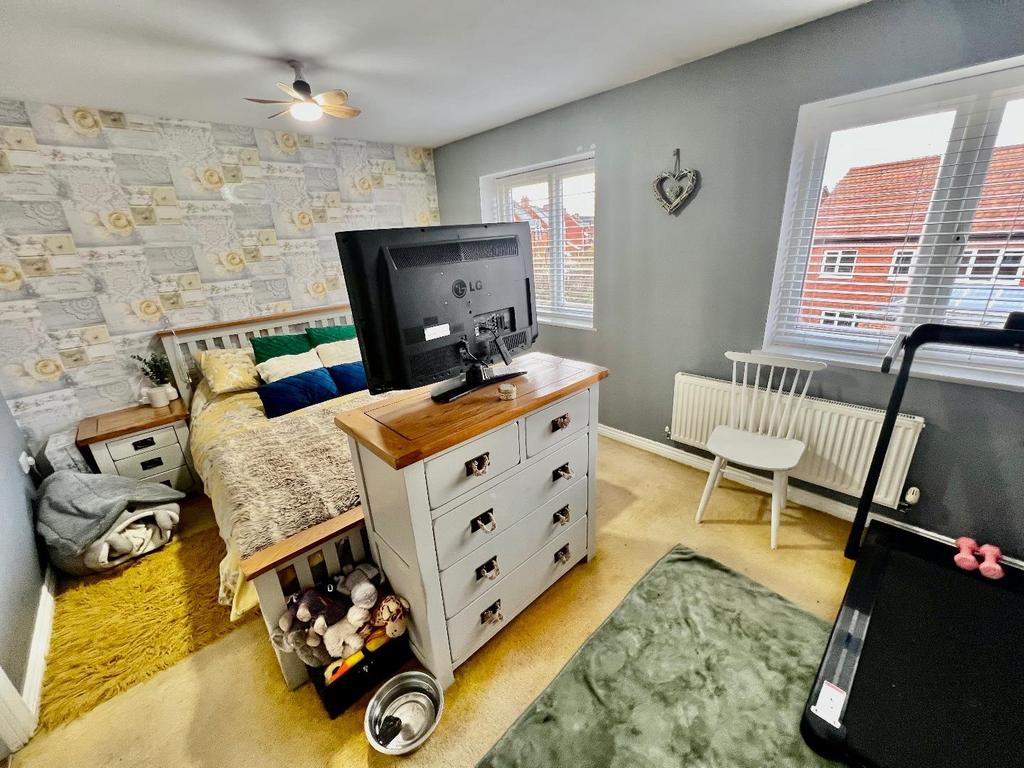 Main Bedroom