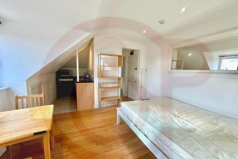 undefined, Emanuel Avenue, Acton, W3