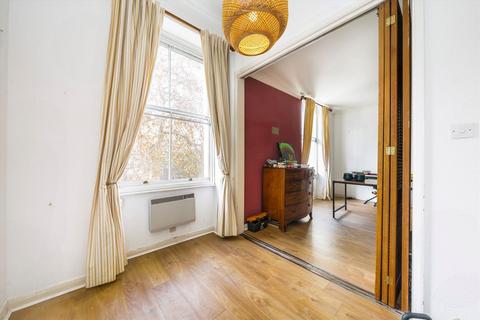 2 bedroom flat for sale, Cleveland Gardens, London W2